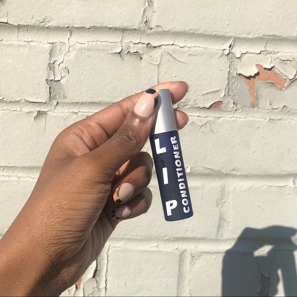 Sucker-Free Lip Conditioner